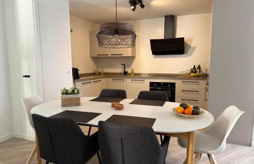 H2M Postigo Duplex terrace 2 bathrooms, Smart TV, Oven - Photo 15