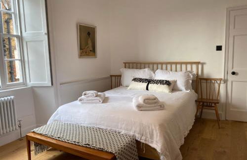 Stunning Georgian Flat in The Heart of Midhurst Old Town - Foto 13