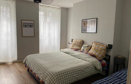 MAISON GERMÈS - CENTRAL & STANDING - Appartements traversants - Lits 180 King Size - Linge de lit et de toilette inclus - Parking privé - Espace Télétravail - Foto 30