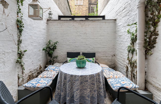 JOIVY Charming 1BR flat w Patio in the Heart of Pimlico - Foto 16