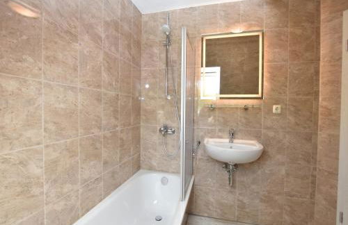 Idyllic Holiday Home in Damshagen with Terrace - Foto 11