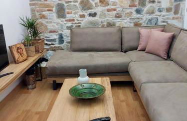 Angel's Luxury Studio - Photo 1