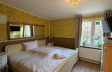 BoLA Ferienwohnung Hamburg Nr 28 Shabby für 7 Personen, Parkplatz - Foto 2