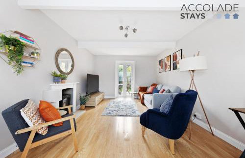 3 bed, 2 Bath, Sleeps 6, with Free Parking & WiFi, ideal for contractors and families - Foto 3