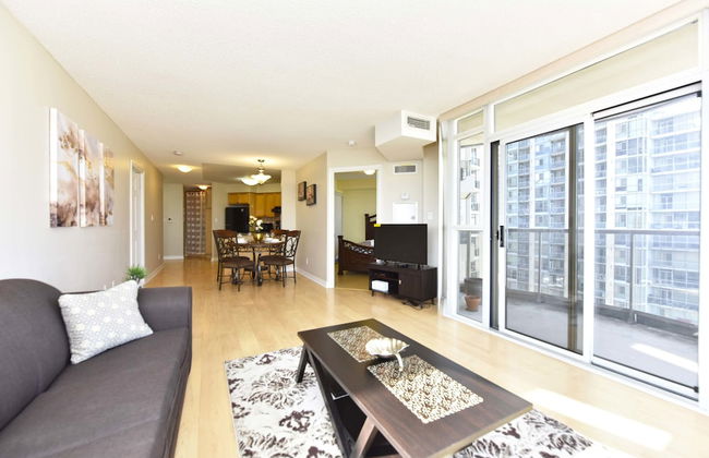 Sarkar Suites - 3888 Duke of York Blvd - Photo 24