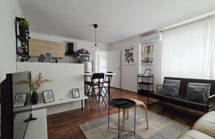 Garden View & private parking - Photo 45