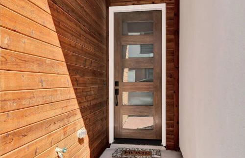 Dallas Escape w/ Rooftop + Yard • Sleeps 10 - Foto 44