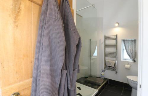 Little Barn - Photo 19