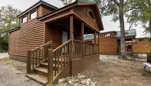Log Cabin for Family Glamping Vacation near San Antonio - Foto 2