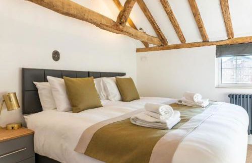 Gloucester-Beautiful 4 Bedroom Cottage-Sleeps 8-Free Parking-Fast Wi-Fi-Work or Leisure - Foto 15