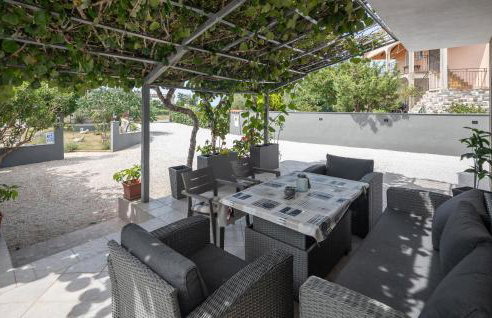 Awesome Apartment In Micetici With Wifi - Foto 13