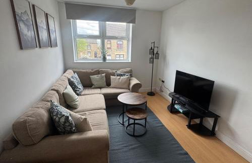 2 bed - 2 bath, gated parking, M62 J27 - Foto 11