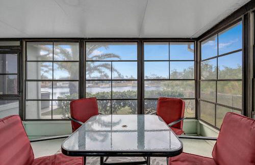 Hernando Beach Waterfront Canal Hot Tub - Foto 9