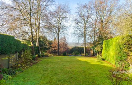 Stunning 6-bedroom countryside home - Photo 29