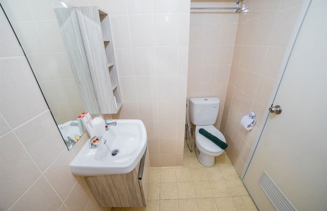 Modern Apartment Near Cihampelas at Parahyangan Residence - Foto 19