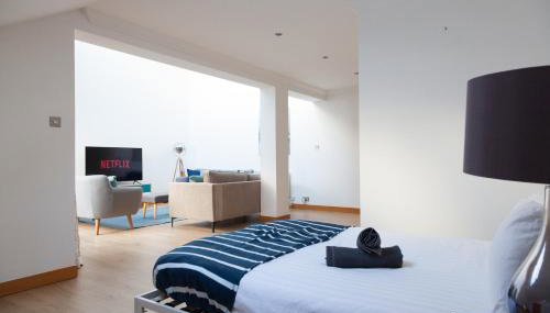 Weekly & Monthly stays in Penthouse for Contractors or Leisure Single or Superking beds available - Foto 5, towels