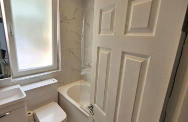 Lovely house with private parking! Glasgow! - Foto 11