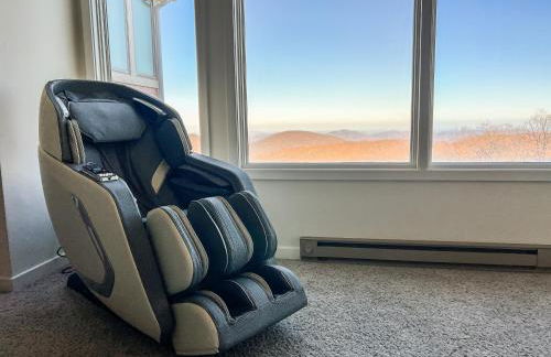 Diamond Adventure Slope Side with Foosball and Arcade at Wintergreen Resort - Foto 35