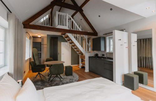 Kavalierhaus - Burg Heppingen - Foto 1