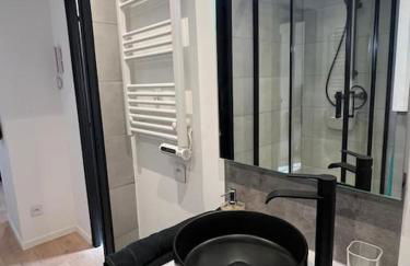 Hôpital Bicêtre - Metro 14 et 7 - Free Parking - Ascenseur - Flex Check in - Check out - Foto 18