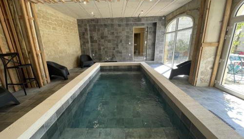 Gîte de Charme à Avoine avec Spa Privé et Jardin - FR-1-381-621 - Photo 2