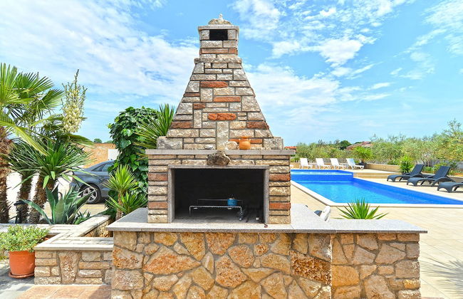 Apartment 1376 - Photo 64