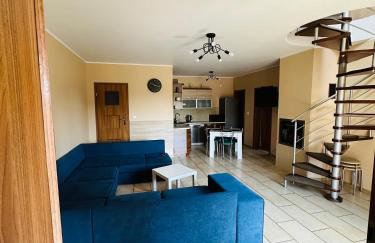 Pod skrzydłami - Foto 10