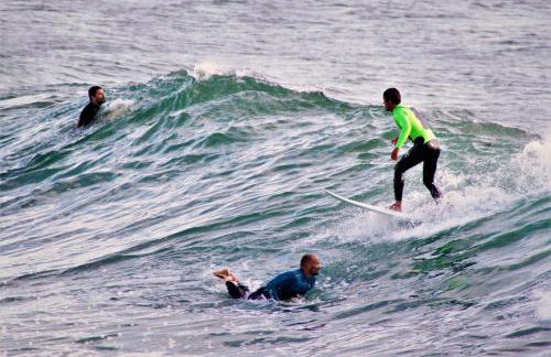 Mare Cheia ( High Tide) Beach and Surf Apartments -1st - Foto 6