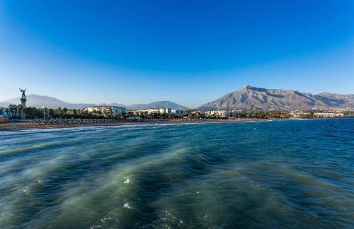 by RIVA - Spectacular Studio in Medina Garden of Puerto Banus - Foto 20