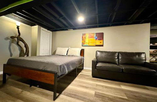 Modern Retreat, Double lot with Pergola, Fire pit, Game room, 5 min to Brookfield Zoo - Foto 15