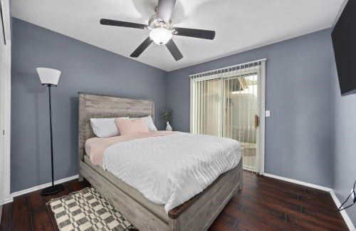 3 Bed 2 Bath Newly Furnished - Available Now - Photo 24