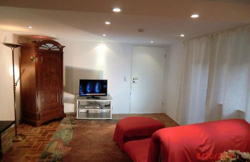 Möbliertes Apartment mit bestem Anschluss - Hangelar Mitte - Foto 7