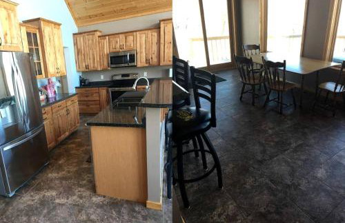 Spacious and Secluded Cabin Rental on Devils Lake in North Dakota - Foto 3