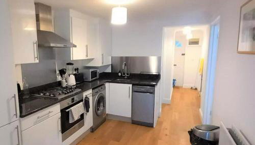 2 Bedroom Victorian Garden Flat - Foto 3