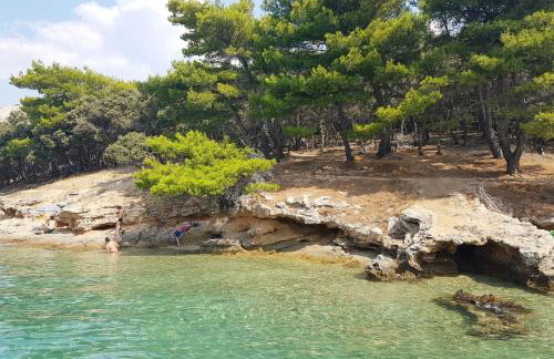 Salt & Stone Villa - Photo 39