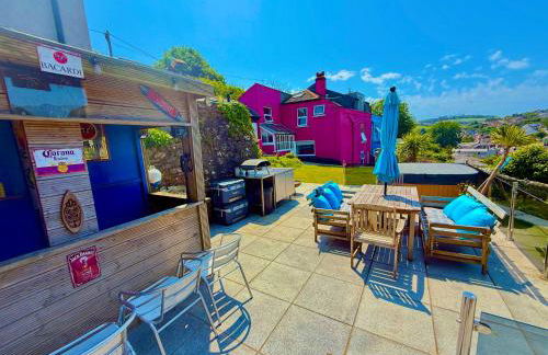 High Cross House - Photo 1