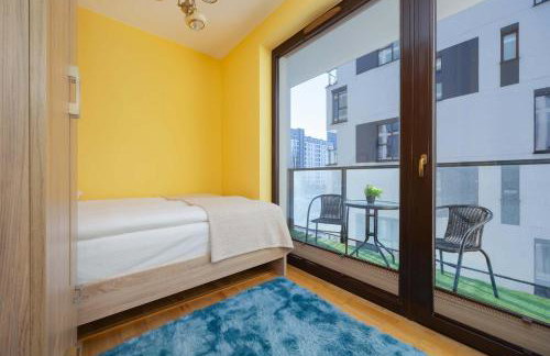 Bright Apartment Przyokopowa in the Centre of Warsaw with Parking by Noclegi Renters - Foto 4