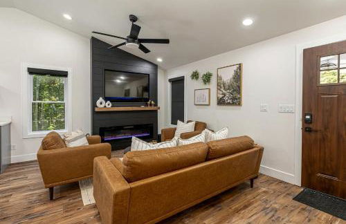 Stunning Modern Cabin with Hot-tub in Makanda, illinois - Photo 17