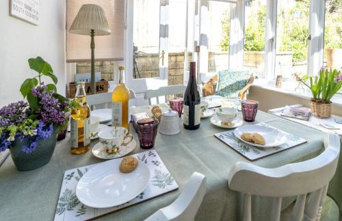 18th Century Thatched Cottage Parking & Garden - Foto 23