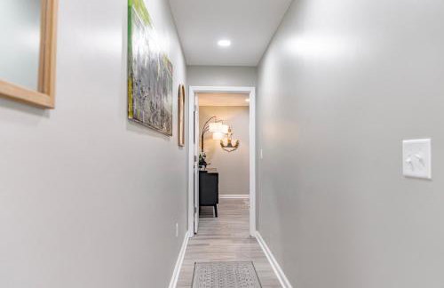 Sleek Urban Getaway Paristown-Highlands-Germantown - Foto 22