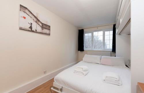 Spacious 3-Bed Home Woolwich O2 Crossrail - Pass the Keys - Foto 22