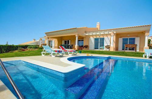 Villa Viana by Villa Plus - Photo 19