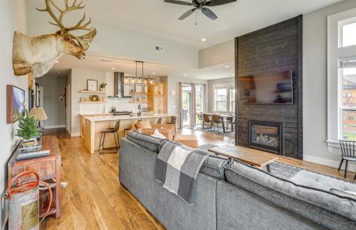 Stylish Montana Vacation Rental with Private Hot Tub - Foto 1