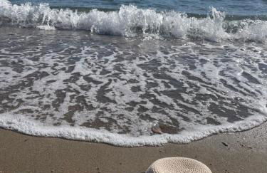 Seafront Apartment - Photo 9