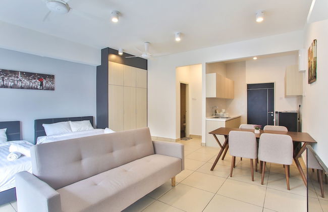 OwnAStay Midhill by Symphony Suite - Photo 58