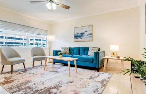 Intracoastal Oasis in a Prime Area w Pool and BBQ - Foto 7