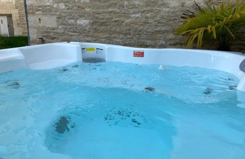 La Villa Lombardi en Champagne, avec piscine privée et jacuzzi - Foto 53