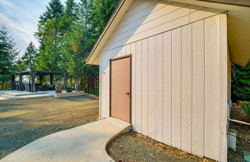 4 Mi to River Umpqua Valley Villa with Fire Pit! - Foto 35