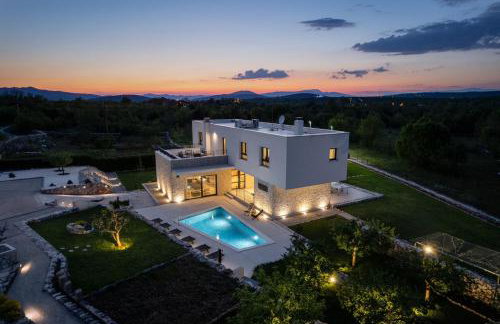 Modern Villa M30 with private pool, 3 en-suite bedrooms - Foto 2