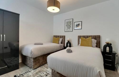 Spacious 4BR house near Portsmouth center - Foto 7